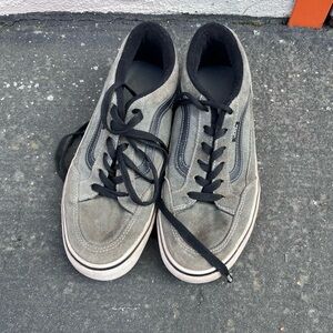 Men’s vans 9